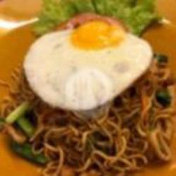 Fried Noodle Chicken