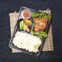 Nasi Sereh   Ayam Penyett Komplit