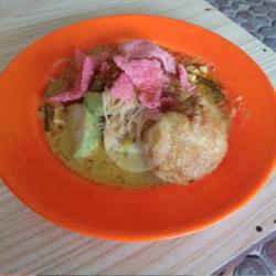 Lontong Sayur Perkedel