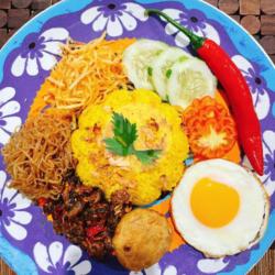 Nasi Kuning Kerang Rica Rica