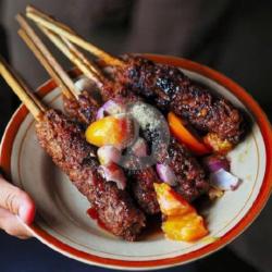 Sate Kambing Buntel