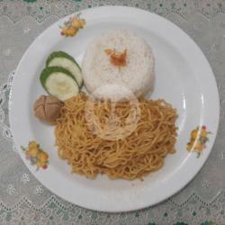 Nasi Mie Goreng   Pentol