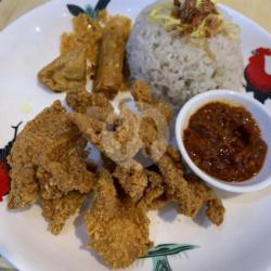 Nasi Oedoek Kulit Ayam