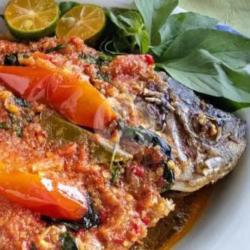 Ikan Gurame Sambel Pecak