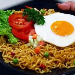 Mie Instan Telor