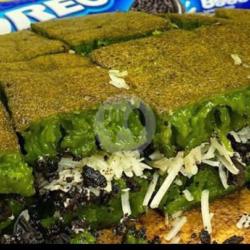 Spesial Toblerone Keju