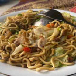 Fried Noodle Chicken