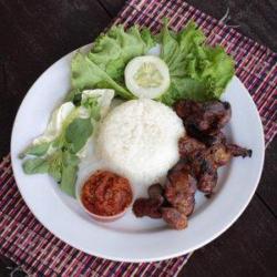 Nasi Lalapan Pelo Ati