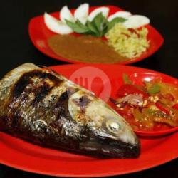 Ikan Bolu Goreng   Nasi