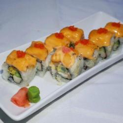 Salmon Tuna Volcano Roll