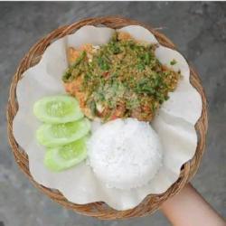 Nasi Ayam Penyet Cabe Hijo Hot