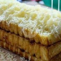 Roti Bakar Spesial Varian Rasa Keju Susu   Coklat Crunchy, Susu