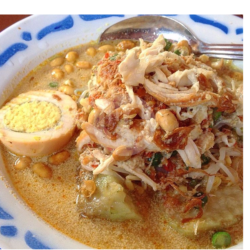 Lontong Sayur Kuah