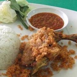 Nasi Ayam Kremes