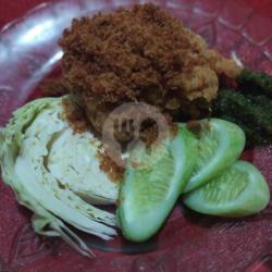 Ayam Geprek Serundeng