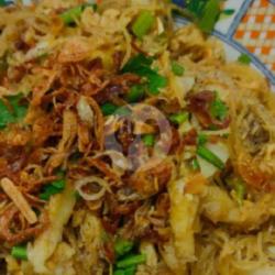 Bihun Goreng Nyemek Ayam Kampung