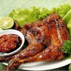 Ayam Bakar Paha   Sambel   Lalapan