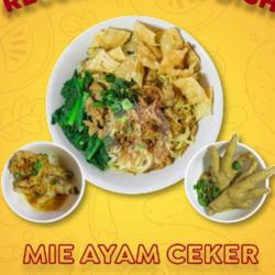 Mie Ayam Ceker Pedas