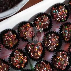 Kue Kering Kacang Coklat