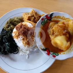 Nasi Rames Kikil/tunjang