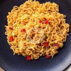 Mie Goreng/mie Kua Pake Telur