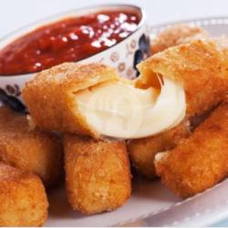 Vegetarian Mozarella Stick Goreng 3pc