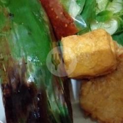 Paket Nasi Bakar Jambal Roti