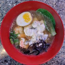 Seafood Ramen Tomyam (ramen Seafood Tomyam) Halal