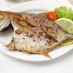 Ikan Kuwe Goreng Garing