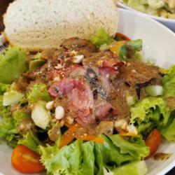 Smoked Beef Salad