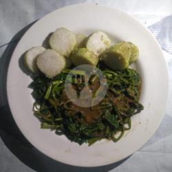 Lontong Petis Kangkung