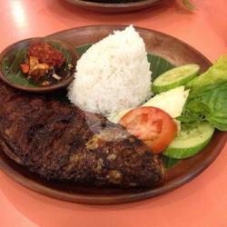 Paket Ikan Bakar Mas Tahu,tempe Nasi