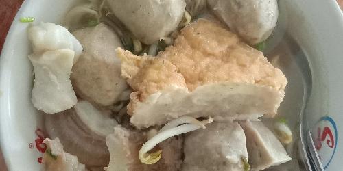 Bakso Mie Ayam Monggo Moro Md, Urip Sumoharjo