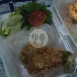 Nasi  Geprek Ayam Crispy Sambel Kemayu