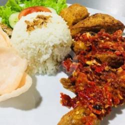 Nasi Ayam Geprek Withney Judes Keju