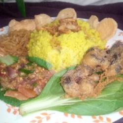 Nasi Kuning Ati Ampela Saus Mentega