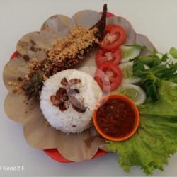 Pecel Lele Goreng Kremes