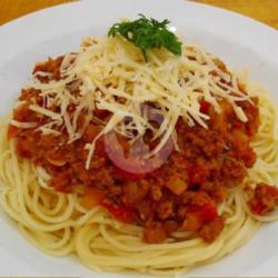 Spaghetti Bolognese   Keju Parut