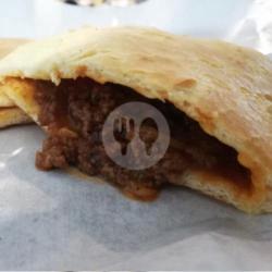 Calzone Beef Bolognese