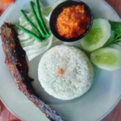 Nasi Lele Bakar