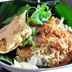 Nasi Pecel Ayam Kecap Manis Pedas