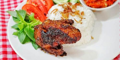 Ayam Burning (Bakar) Dekam, Ahmad Yani 72