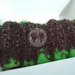 Pukis Pandan Cokelat