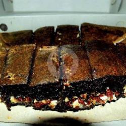 Black Keju Kacang Coklat