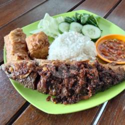 Baru! Komplit  Bandeng Keropok Bumbu Hitam