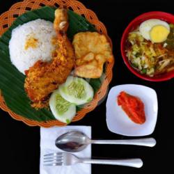 Nasi Ayam Kota Komplit