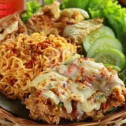 Indomie Goreng Mozarella