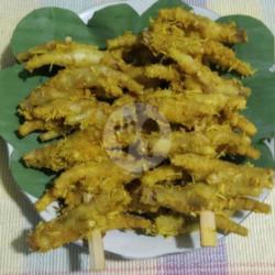 Ceker Goreng Kremes