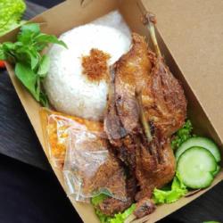 Bebek Gurih Surabaya Sedang