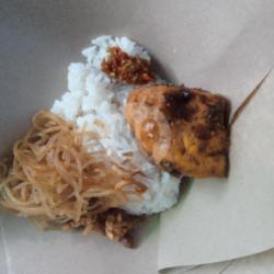 Nasi Uduk Semur Tahu